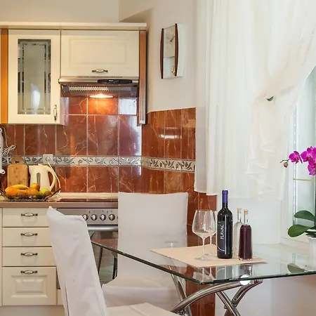 Kalalarga Deluxe- Centre&balcony