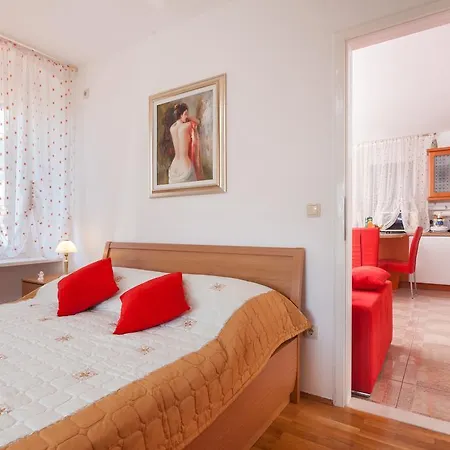 Kalalarga Deluxe- Centre&balcony Апартаменты