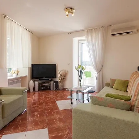Kalalarga Deluxe- Centre&balcony Makarska