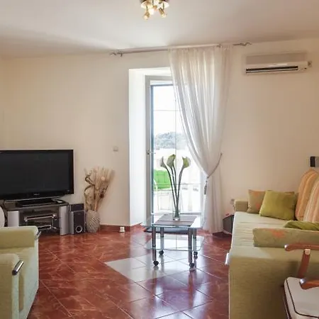 Kalalarga Deluxe- Centre&balcony Διαμέρισμα *