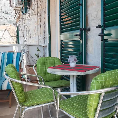 Kalalarga Deluxe- Centre&balcony Διαμέρισμα