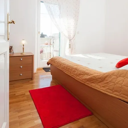 Kalalarga Deluxe- Centre&balcony * Makarska