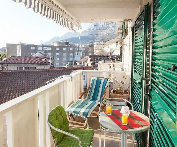 Kalalarga Deluxe- Centre&balcony Апартаменти *