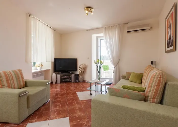 Kalalarga Deluxe- Centre&balcony Makarska