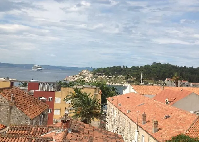 Kalalarga Deluxe- Centre&balcony Appartamento Makarska